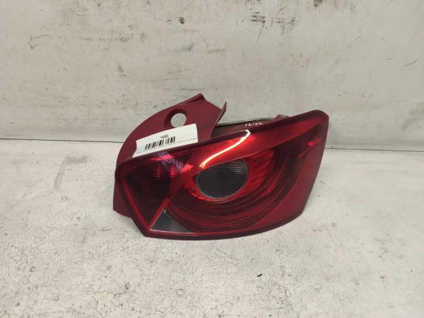 FEU ARRIERE DROIT SEAT - Vue 1